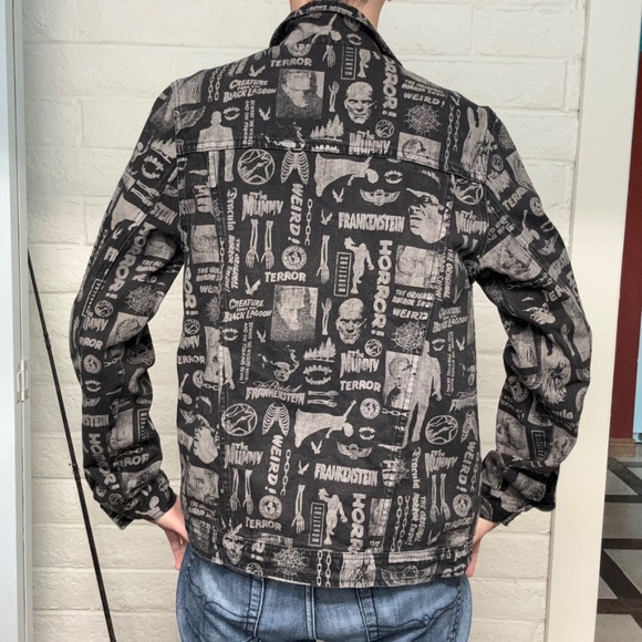 Universal Monsters black jean jacket Size MEDIUM - Picture 4 of 7